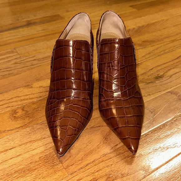 Tory Burch Georgina Croco Embossed Leather Boots 7 1/2 - Picture 3 of 17